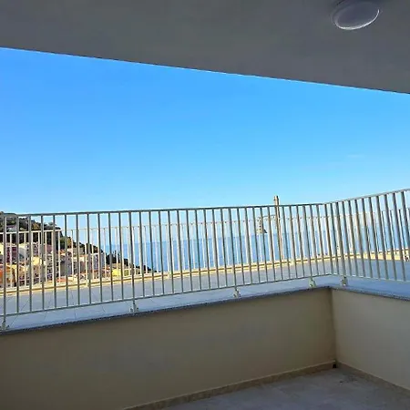 Holiday home Resident Albachiara, Your Oasi In *